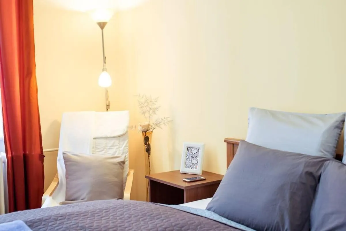 Ultra Central - Next To The Synagogue - Air Conditioning Budapest Hungary